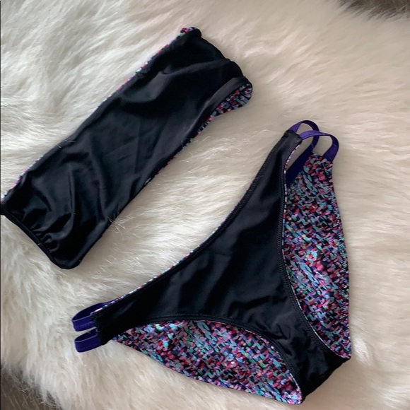 Reverseable bikini set color pixeled and black - Picture 8 of 16